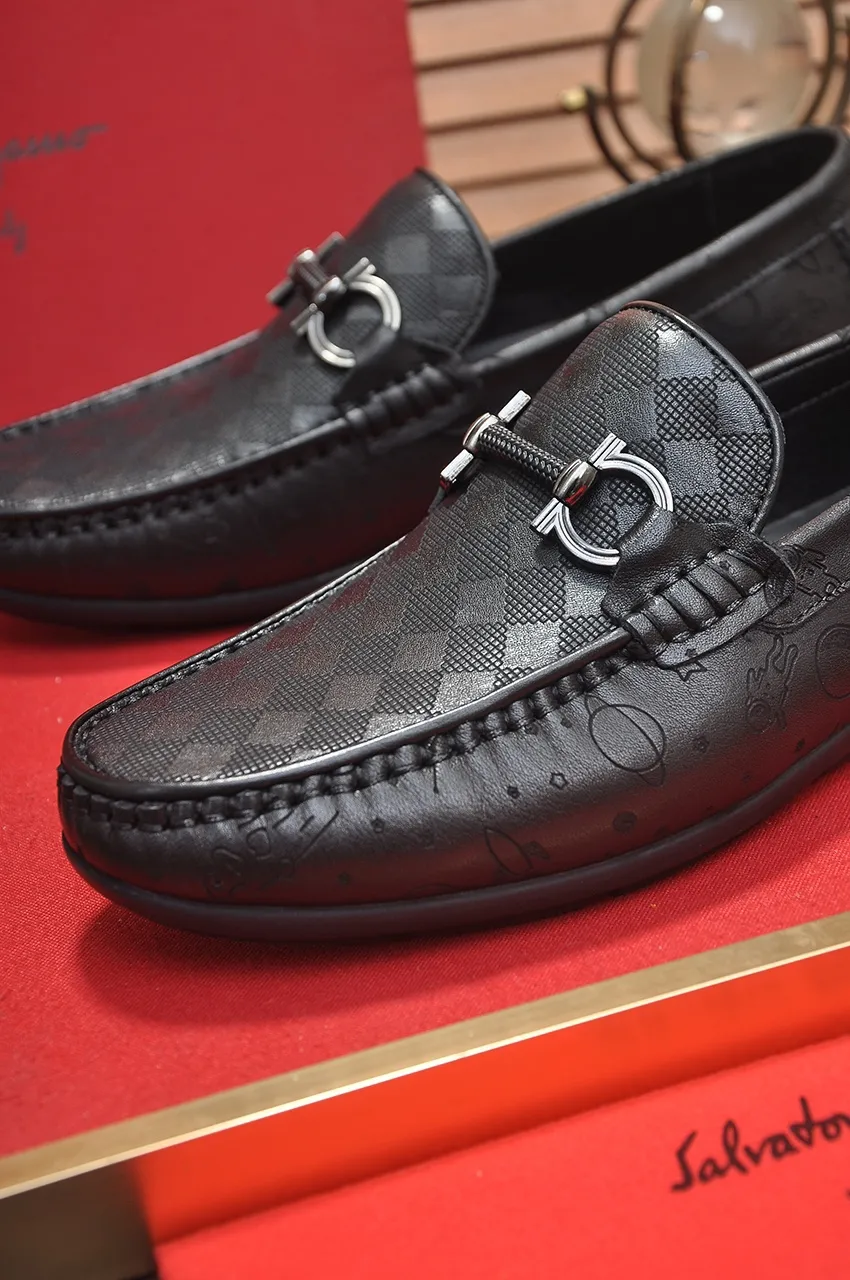 Men's shoes 💰460💶 [Ferragamo/Ferragamo] The latest model in the counter. Original imported open-sided fine cowhide hand-woven + imported 🐂 cowhide + original luxury metal buckle + original combination outsole. No pressure in comparison 38--44🎉